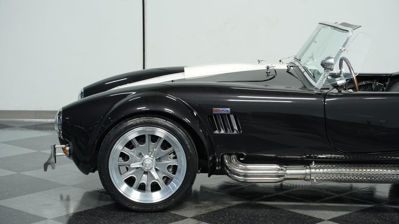 1965 Shelby Cobra Backdraft 427