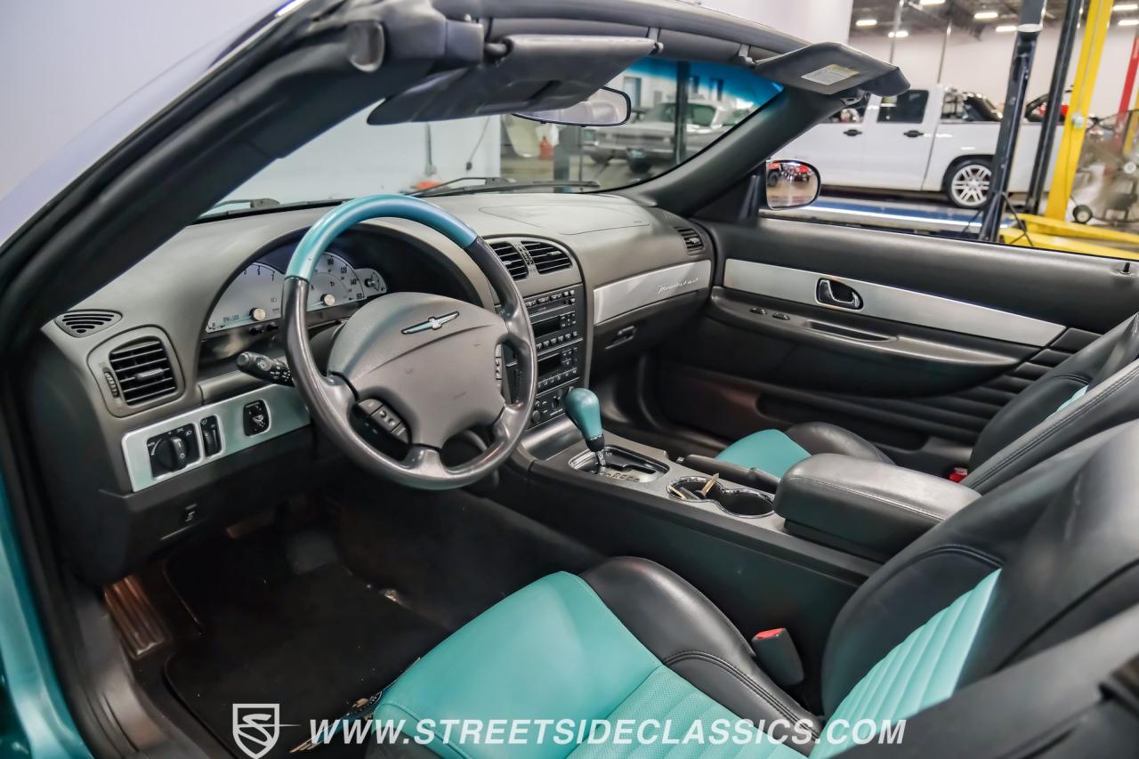 2002 Ford Thunderbird