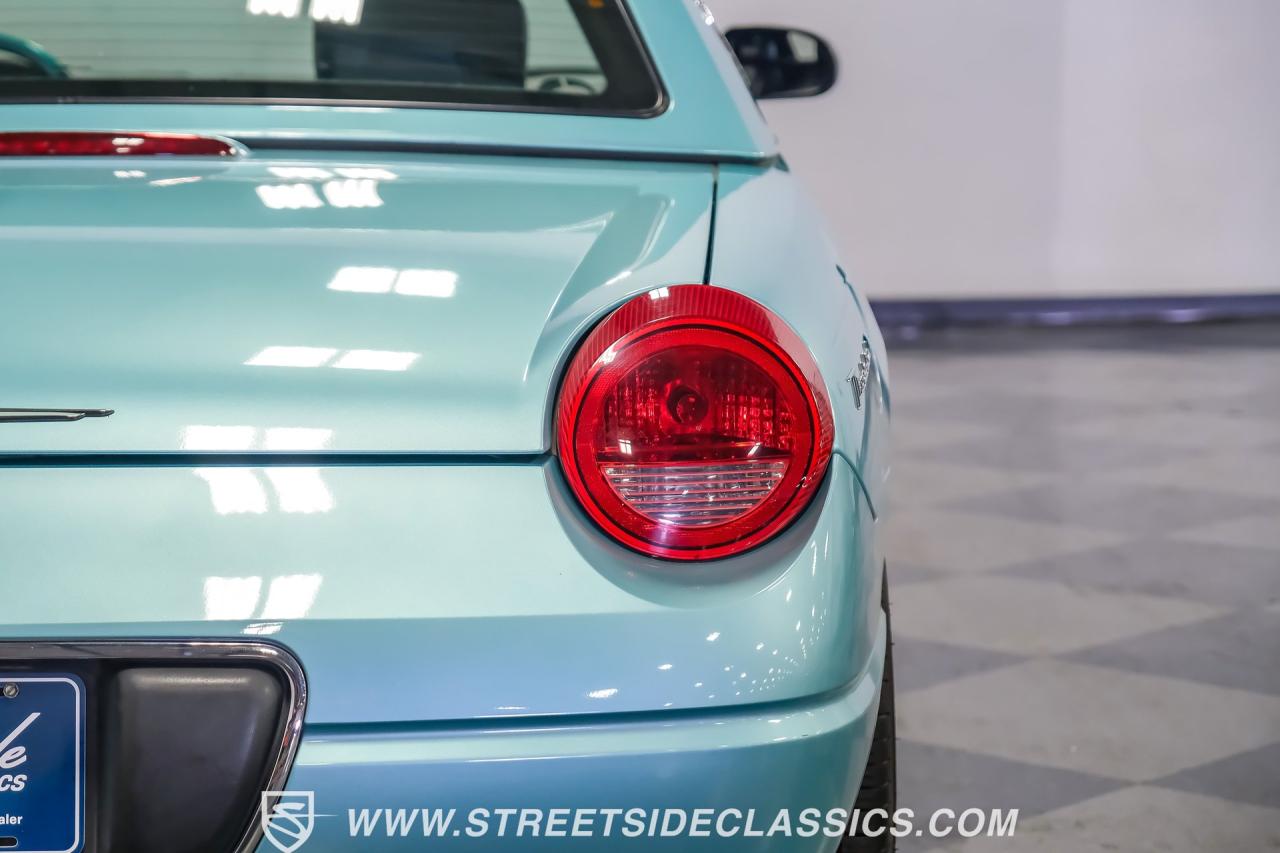 2002 Ford Thunderbird