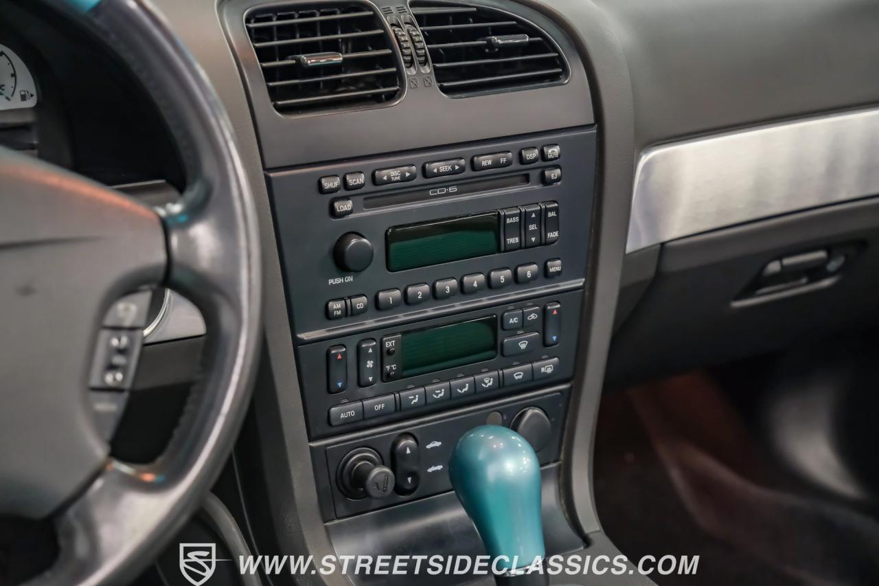 2002 Ford Thunderbird