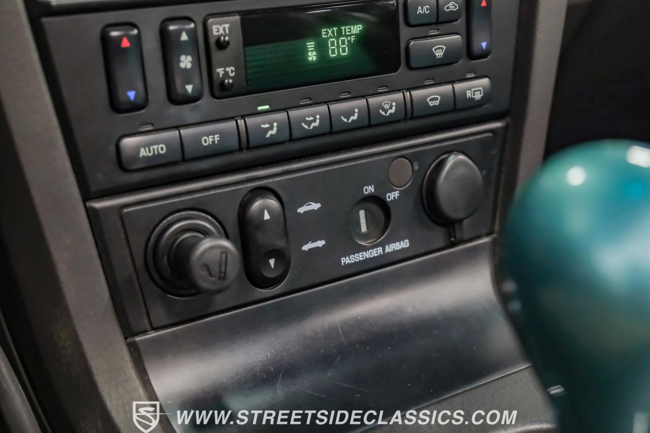 2002 Ford Thunderbird