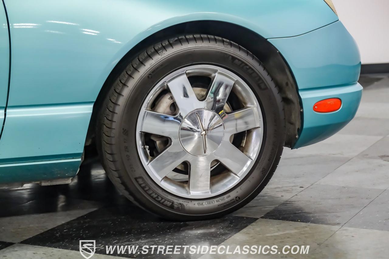 2002 Ford Thunderbird