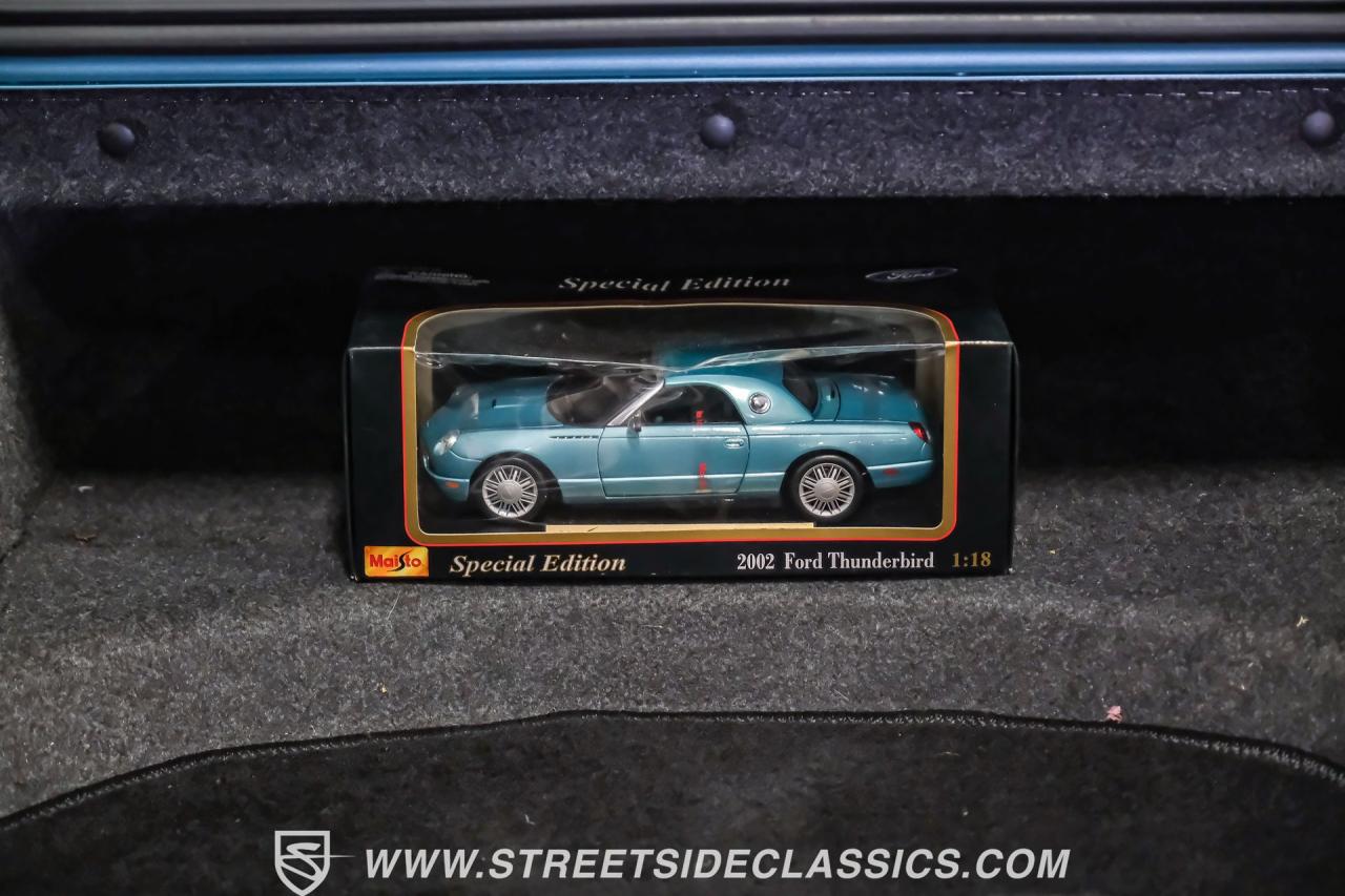 2002 Ford Thunderbird