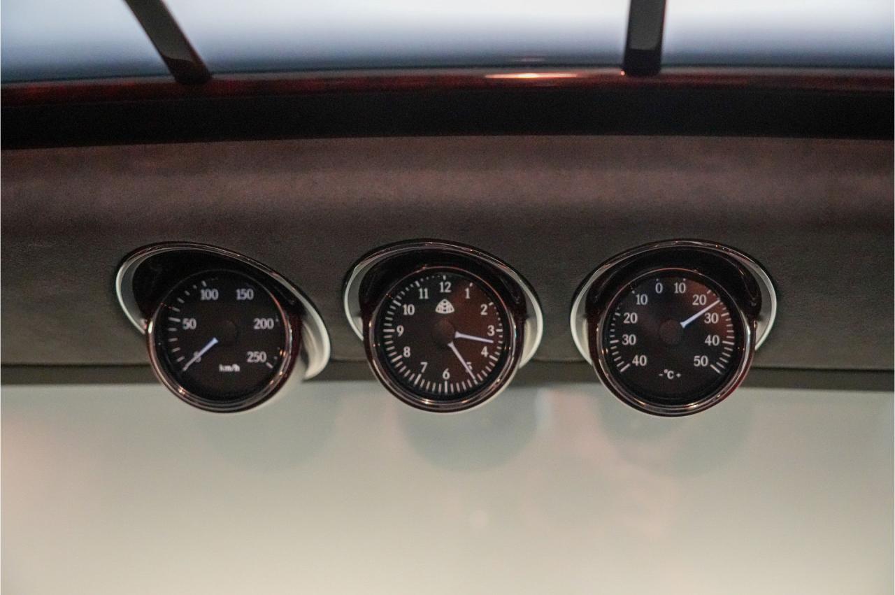 2004 AC Maybh 62, 1 OWNER