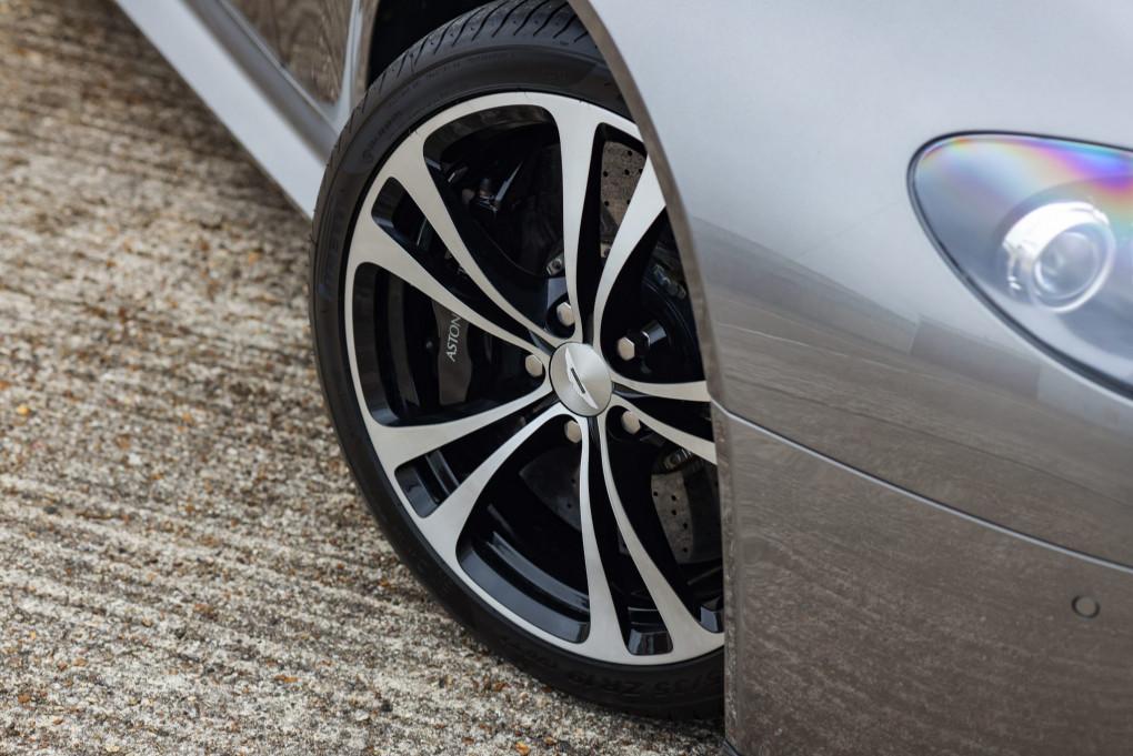 2014 Aston Martin Vantage