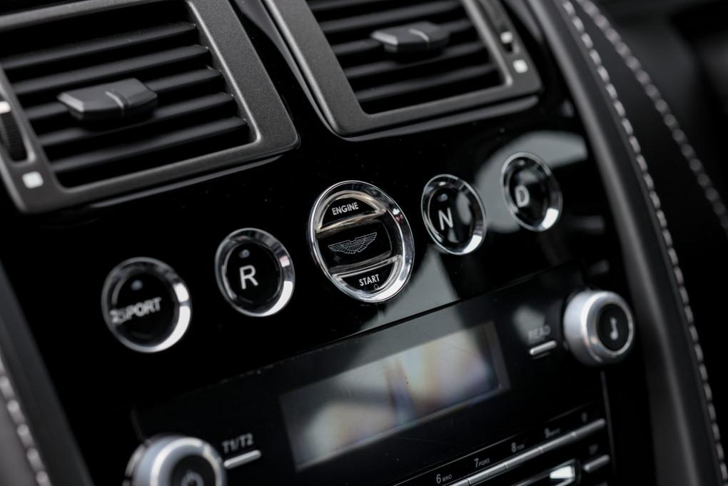 2014 Aston Martin Vantage