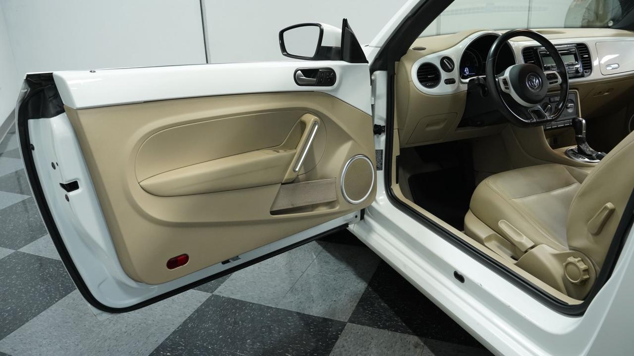 2014 Volkswagen Beetle Convertible