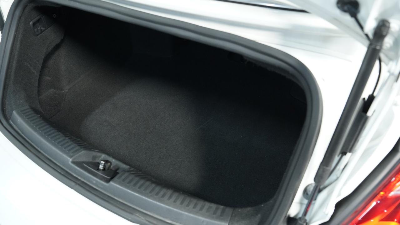 2014 Volkswagen Beetle Convertible