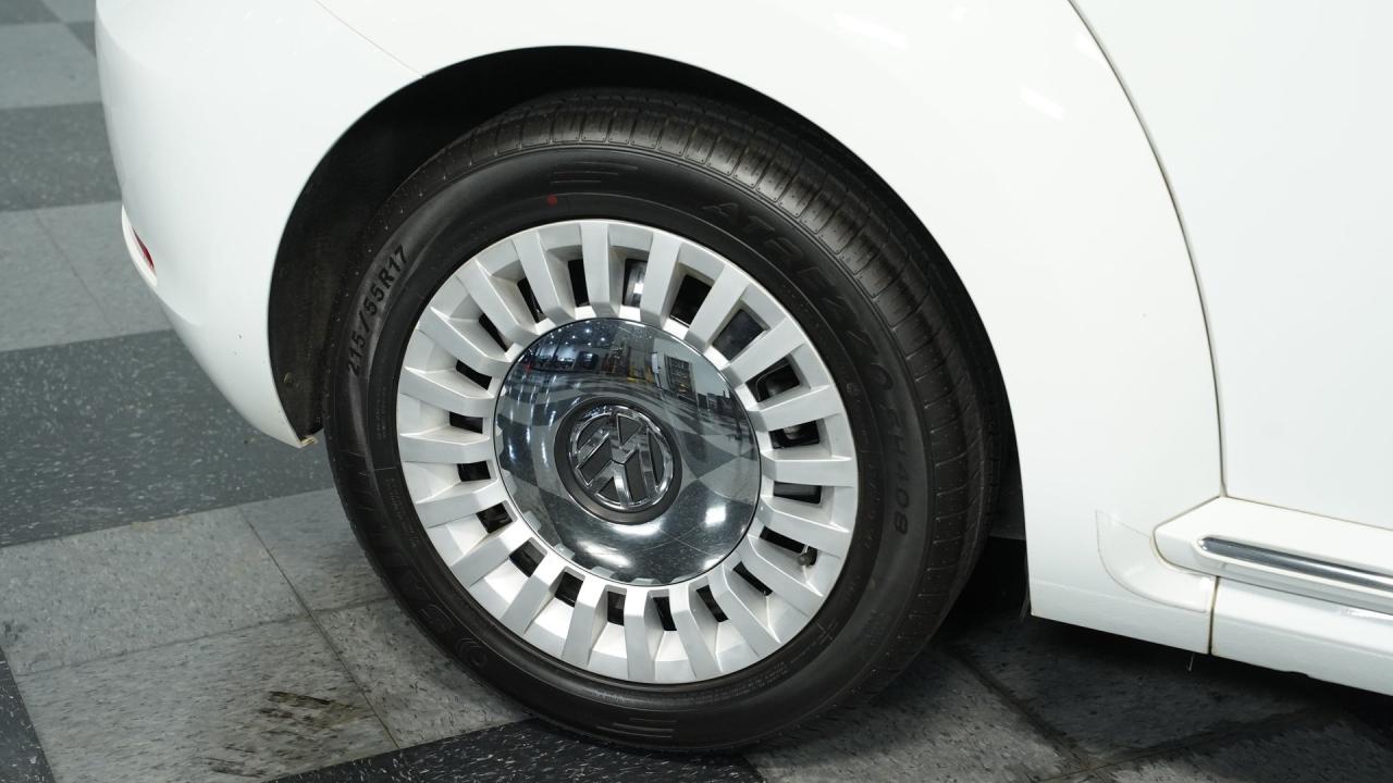 2014 Volkswagen Beetle Convertible