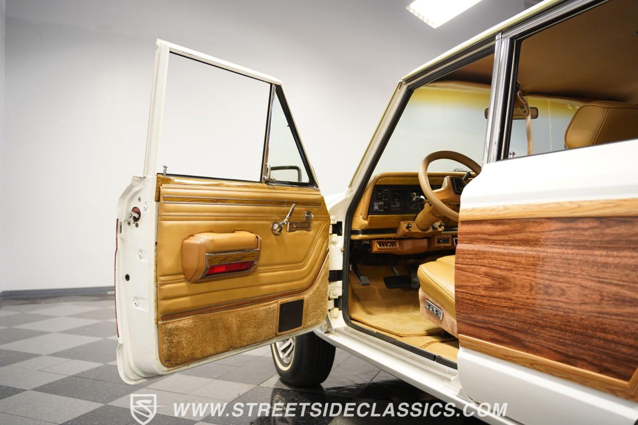 1988 Jeep Grand Wagoneer