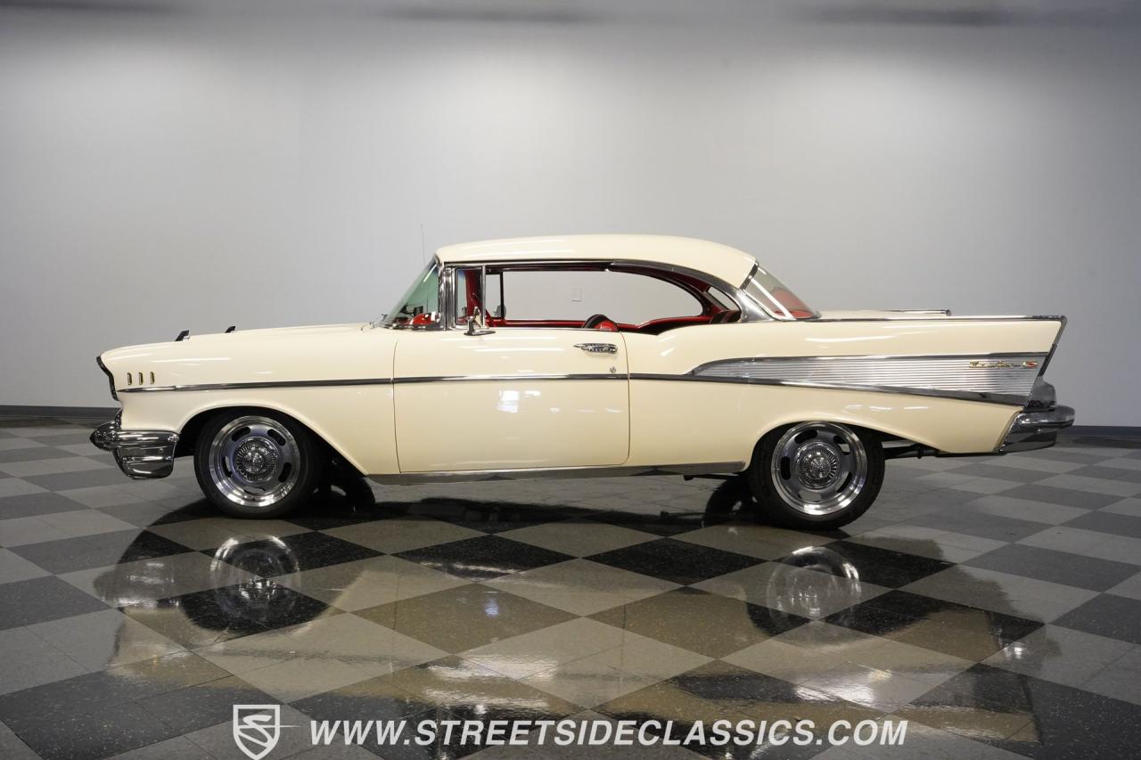 1957 Chevrolet Bel Air 2 Door Hardtop