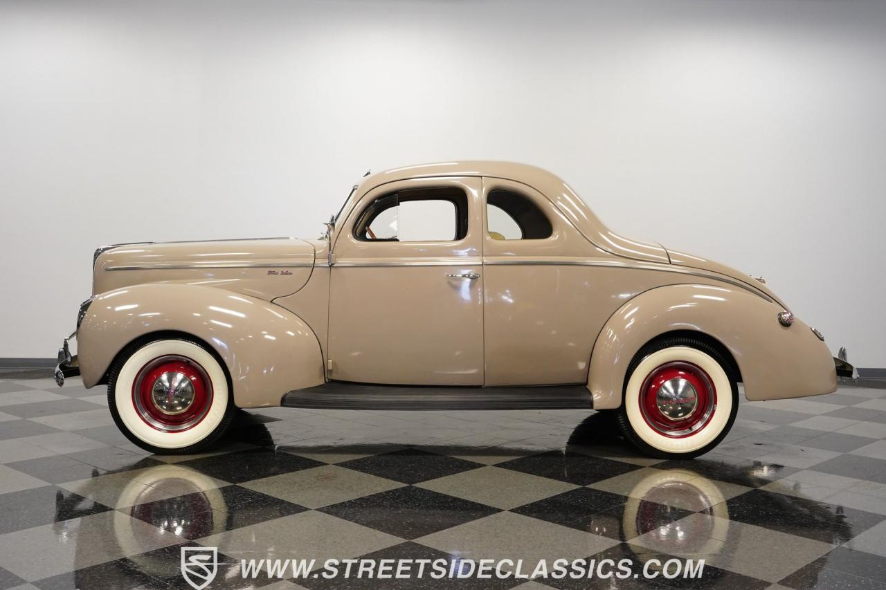 1940 Ford Deluxe Business Coupe