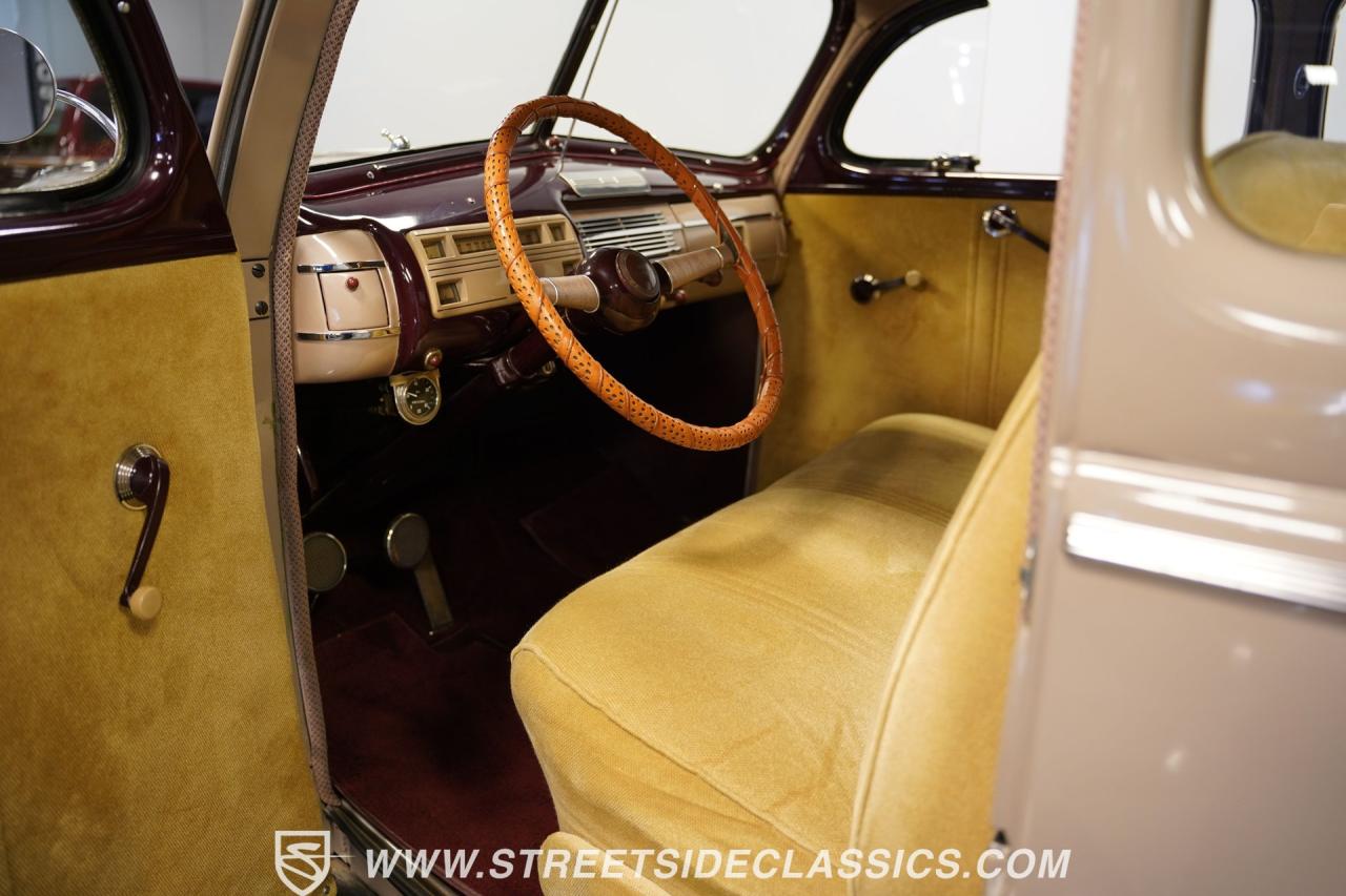 1940 Ford Deluxe Business Coupe