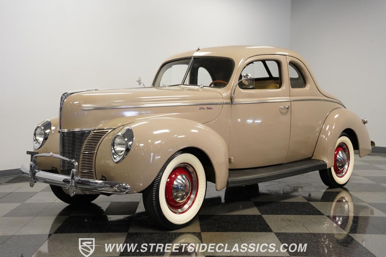 1940 Ford Deluxe Business Coupe