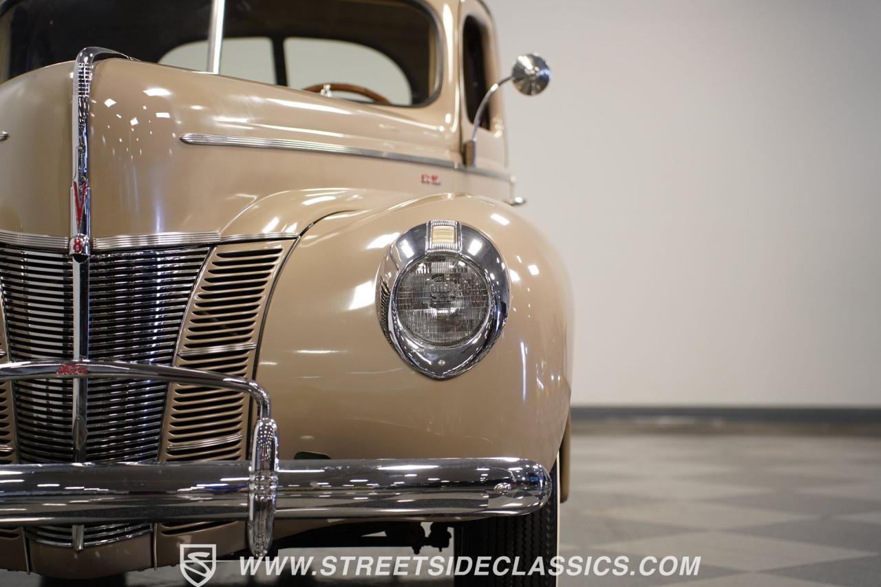 1940 Ford Deluxe Business Coupe