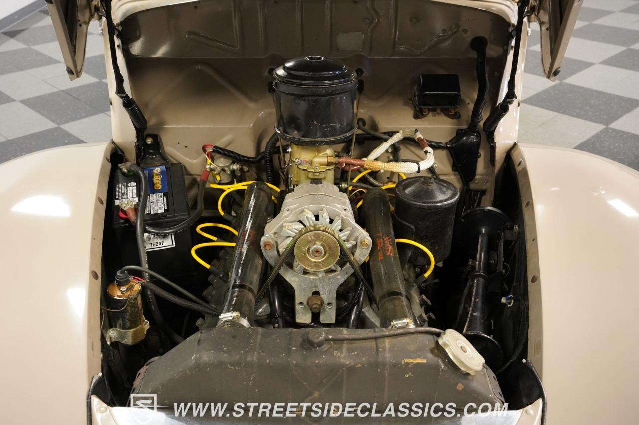 1940 Ford Deluxe Business Coupe