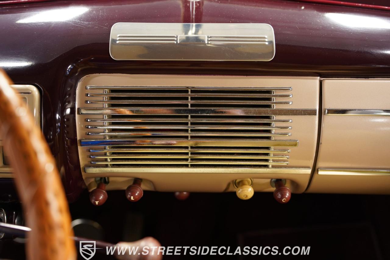 1940 Ford Deluxe Business Coupe