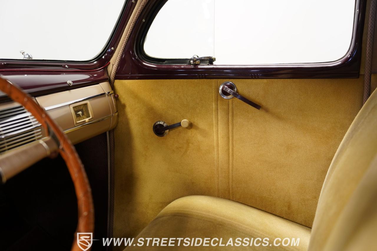 1940 Ford Deluxe Business Coupe