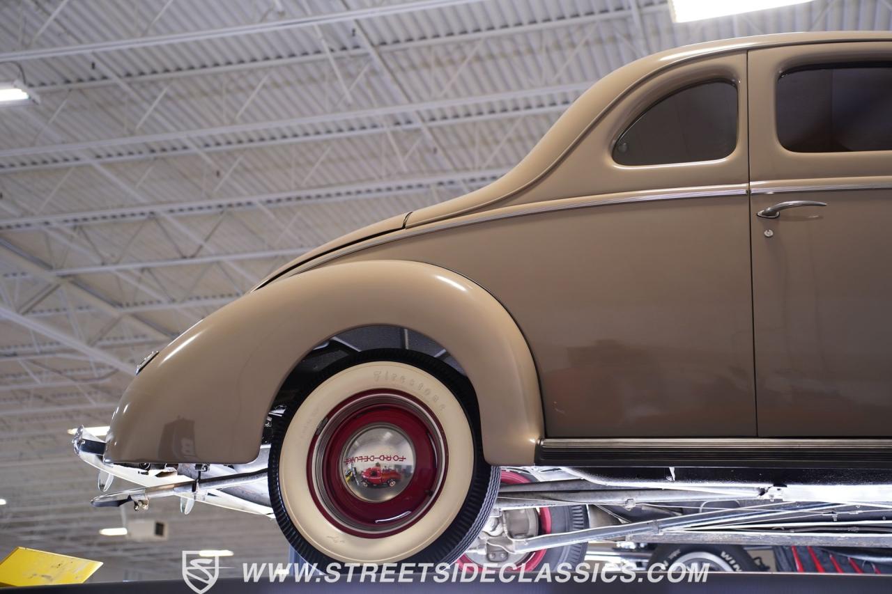 1940 Ford Deluxe Business Coupe