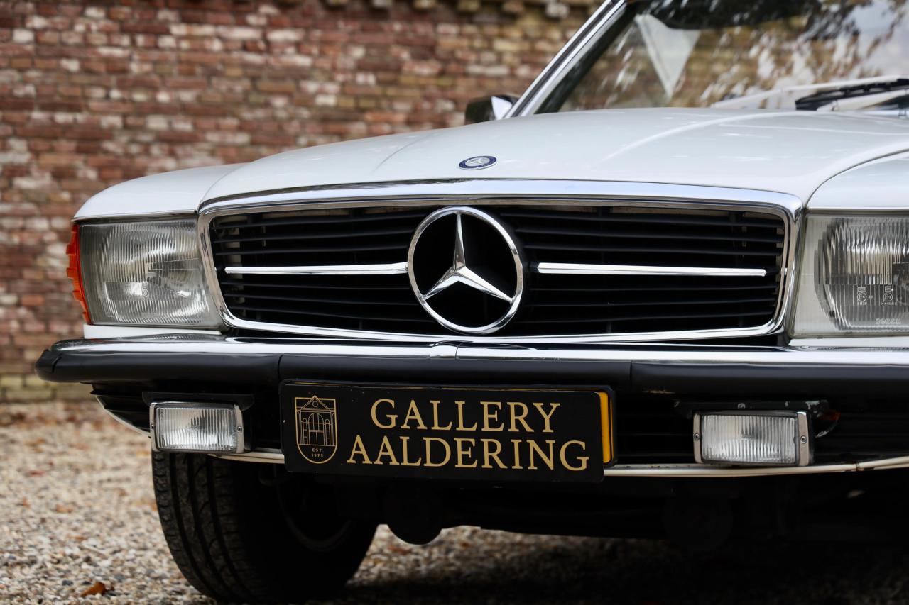 1977 Mercedes - Benz Mercedes Benz 280 SL &ldquo;Classicweiss&rdquo;