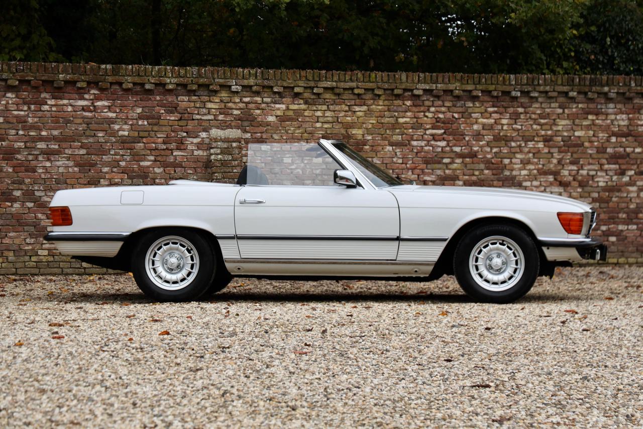 1977 Mercedes - Benz Mercedes Benz 280 SL &ldquo;Classicweiss&rdquo;