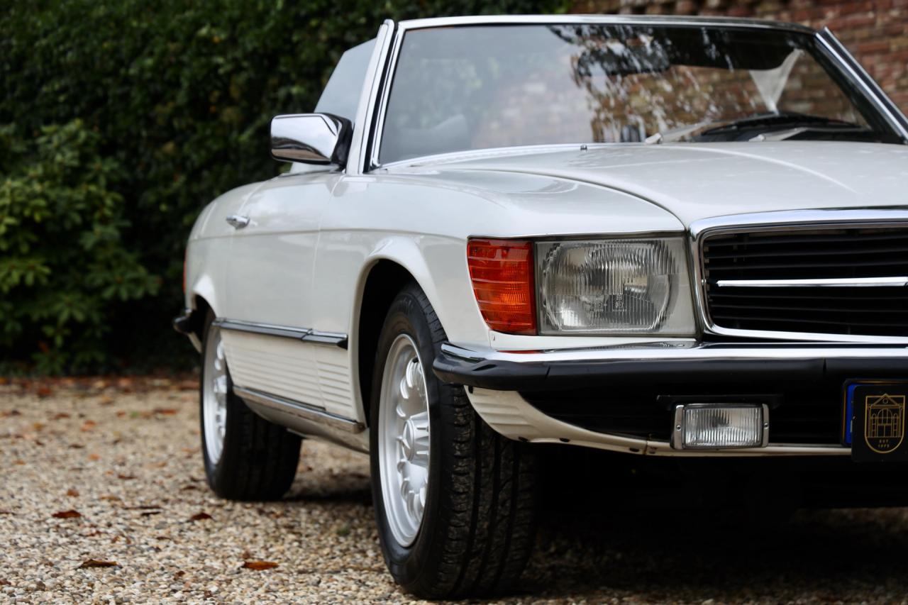 1977 Mercedes - Benz Mercedes Benz 280 SL &ldquo;Classicweiss&rdquo;