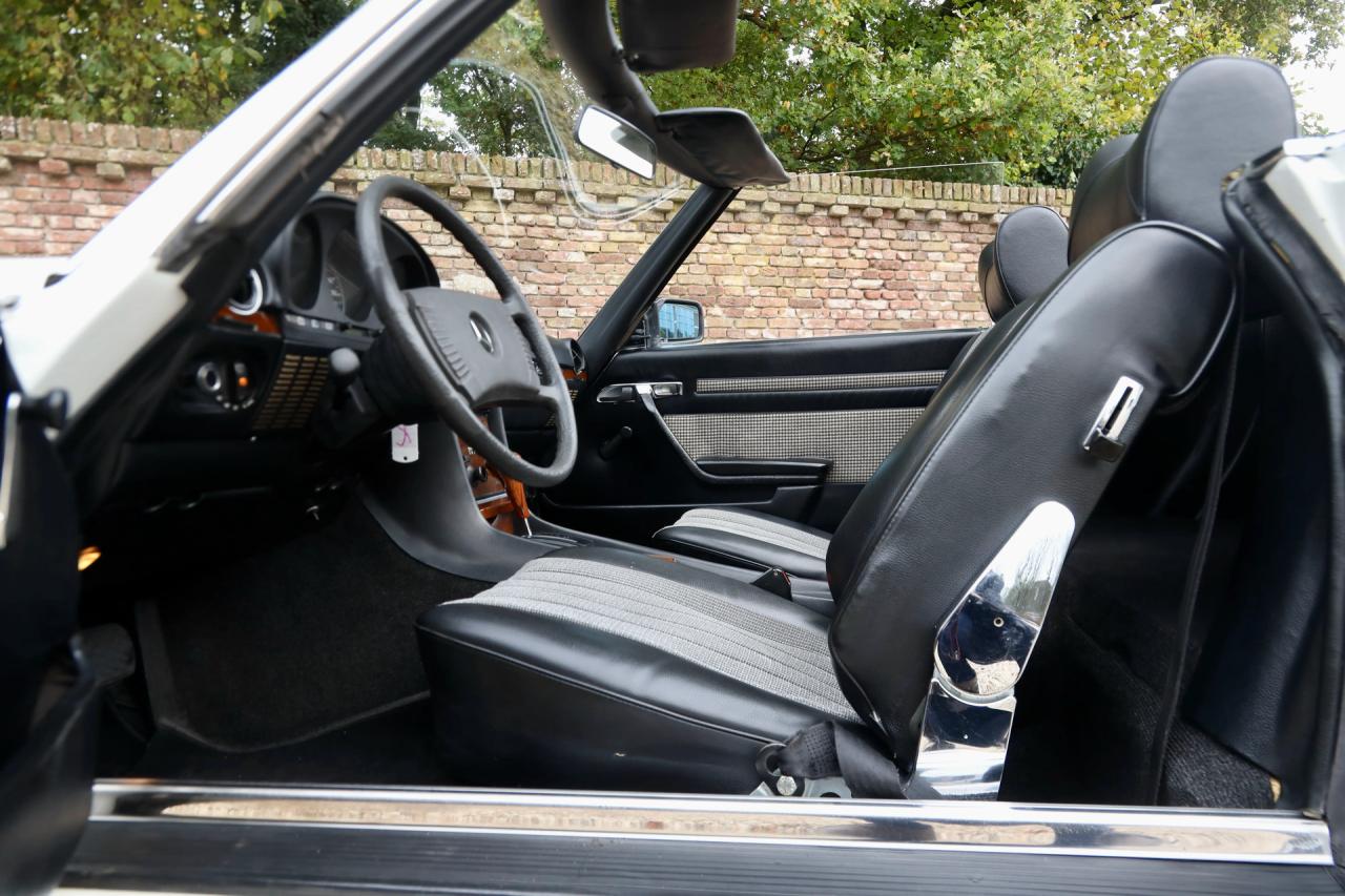 1977 Mercedes - Benz Mercedes Benz 280 SL &ldquo;Classicweiss&rdquo;