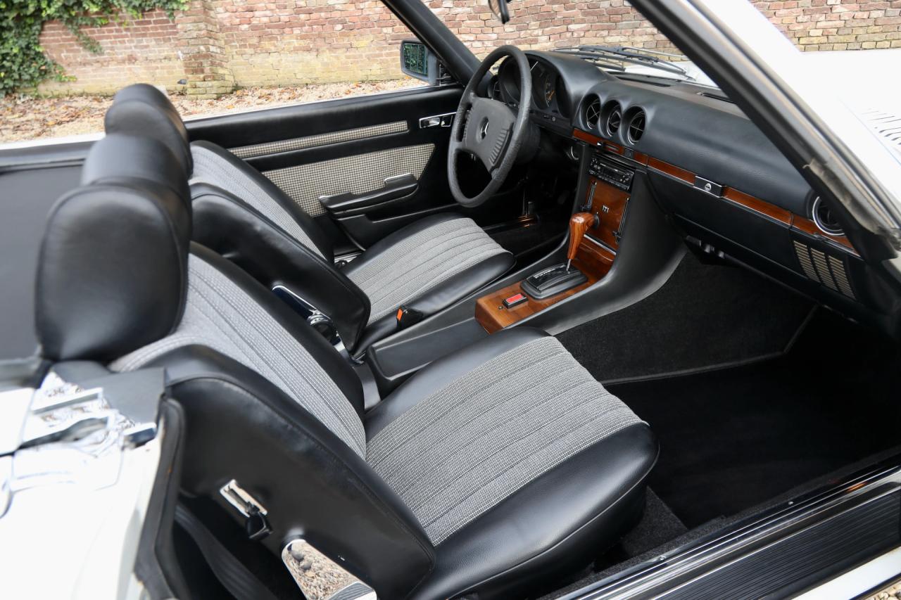 1977 Mercedes - Benz Mercedes Benz 280 SL &ldquo;Classicweiss&rdquo;