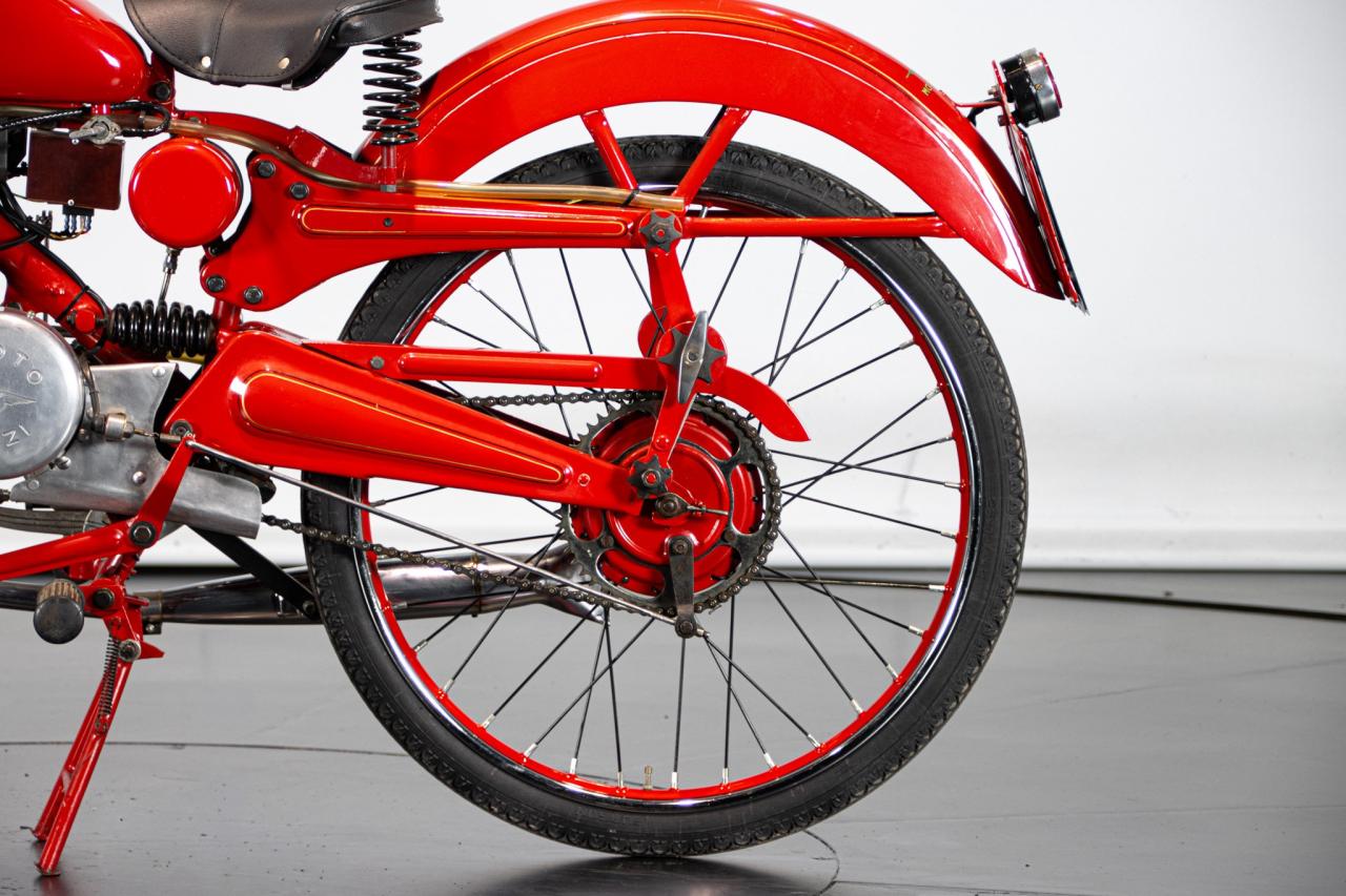 1957 Moto Guzzi CARDELLINO