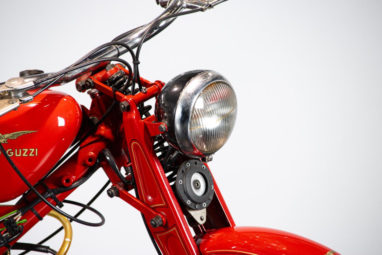 1957 Moto Guzzi CARDELLINO