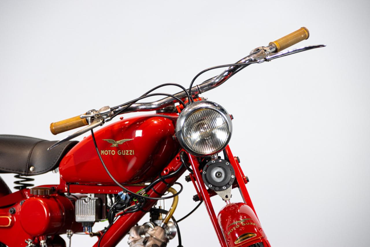 1957 Moto Guzzi CARDELLINO