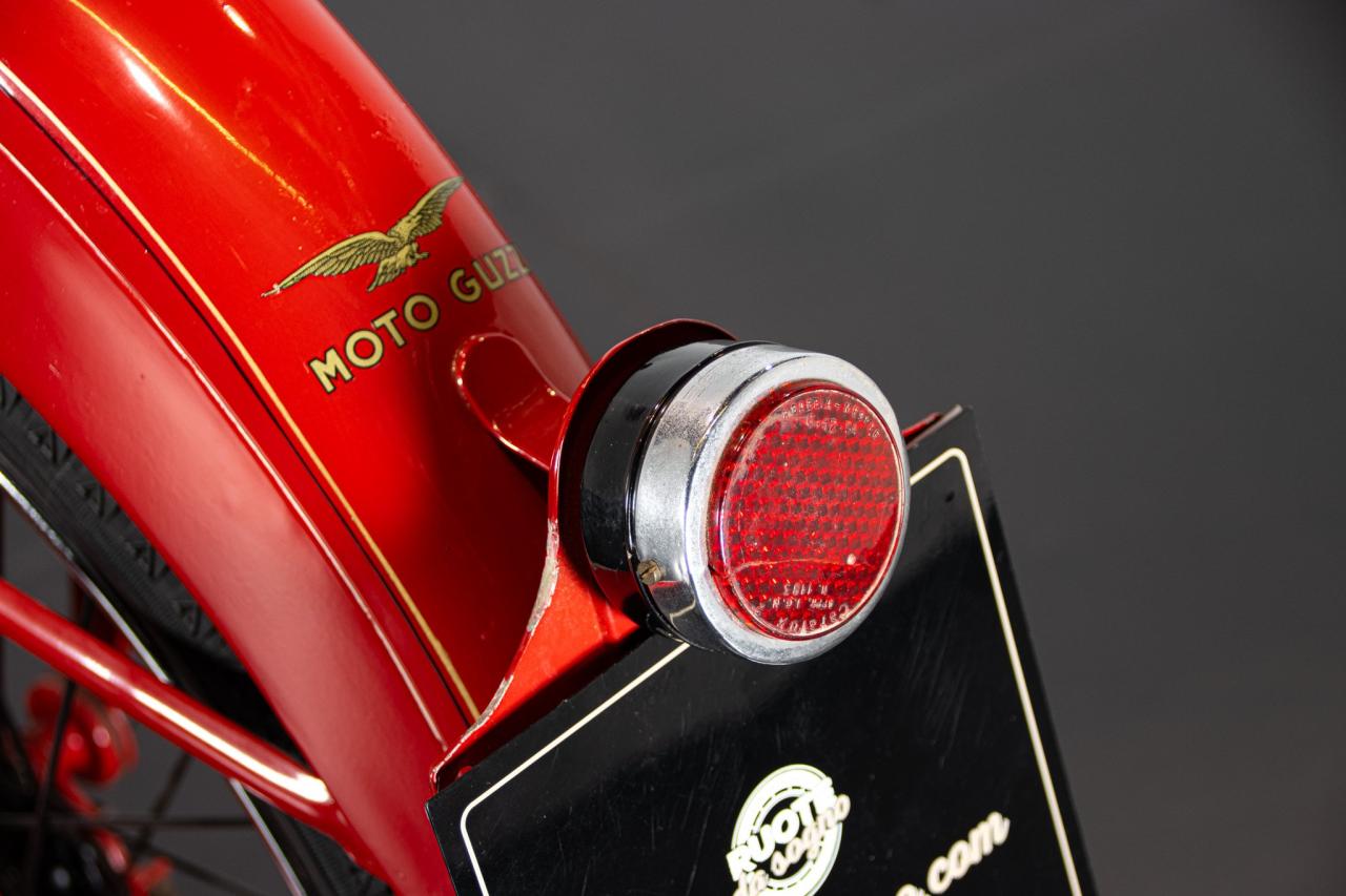 1957 Moto Guzzi CARDELLINO