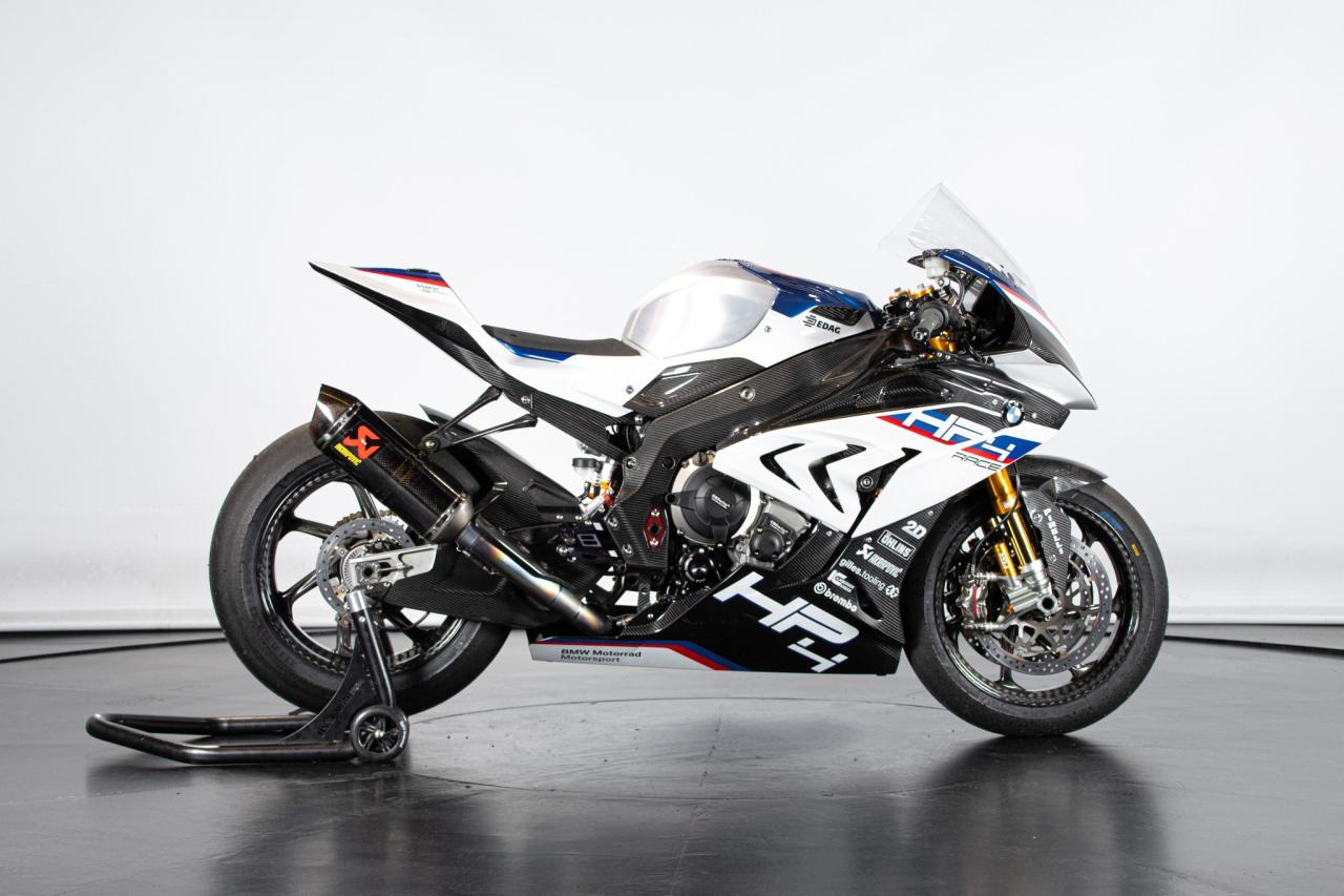 2017 BMW HP4 RACE