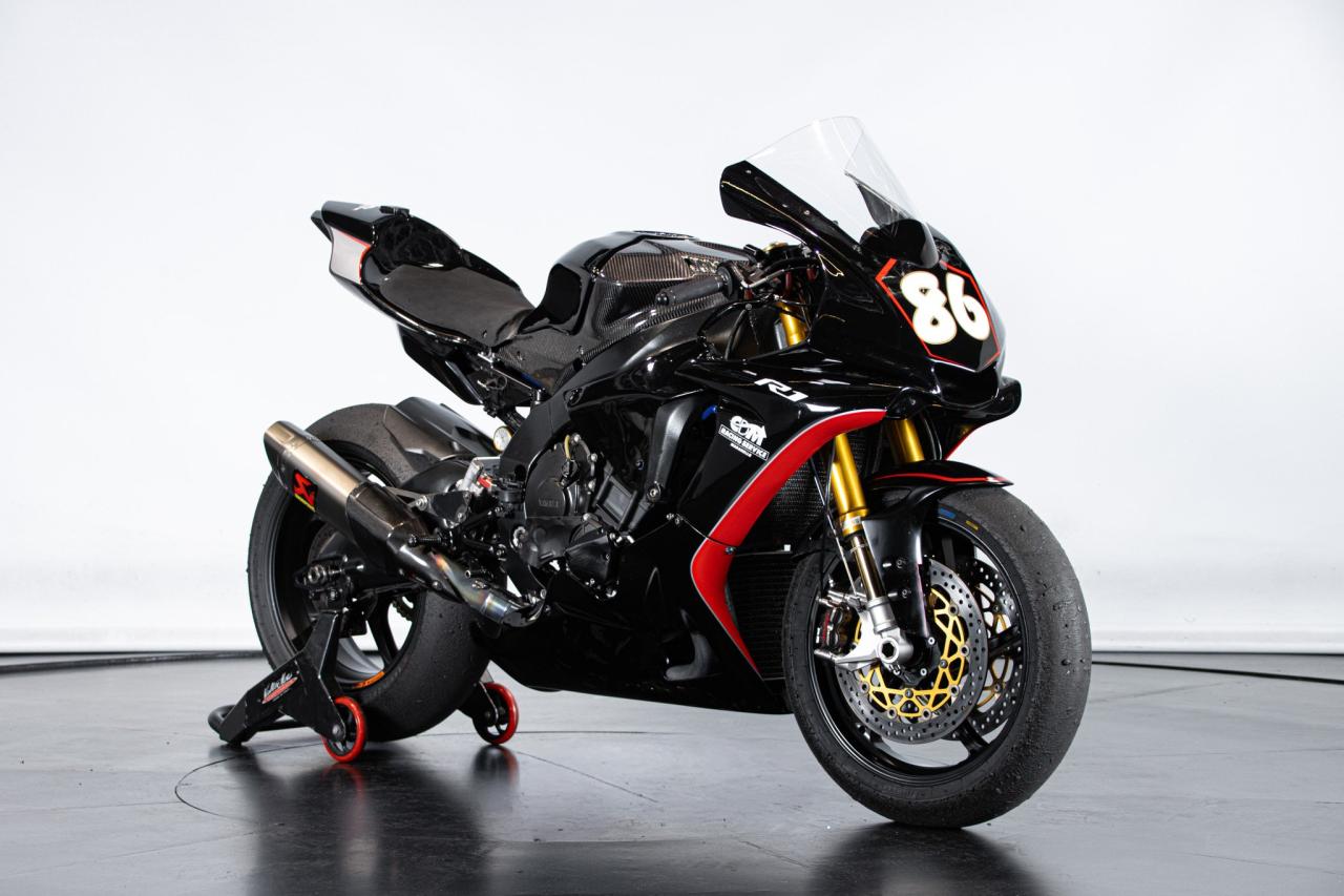 2024 Yamaha R1