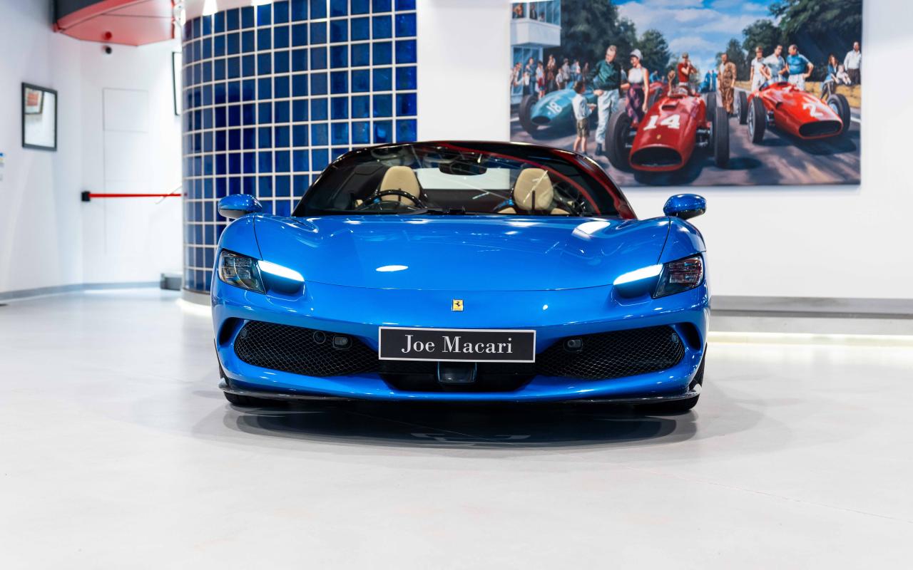 2023 Ferrari 296 GTS