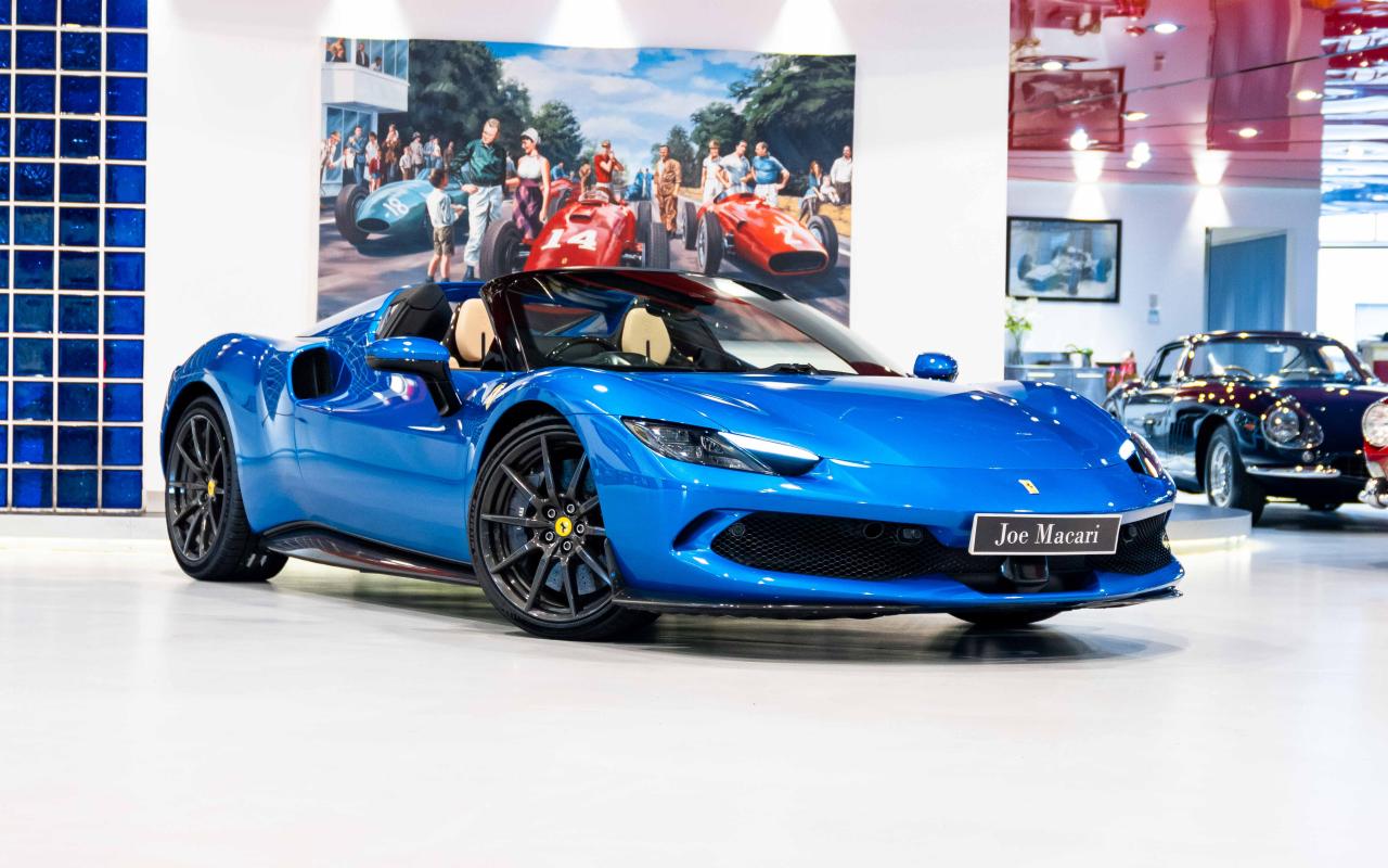 2023 Ferrari 296 GTS