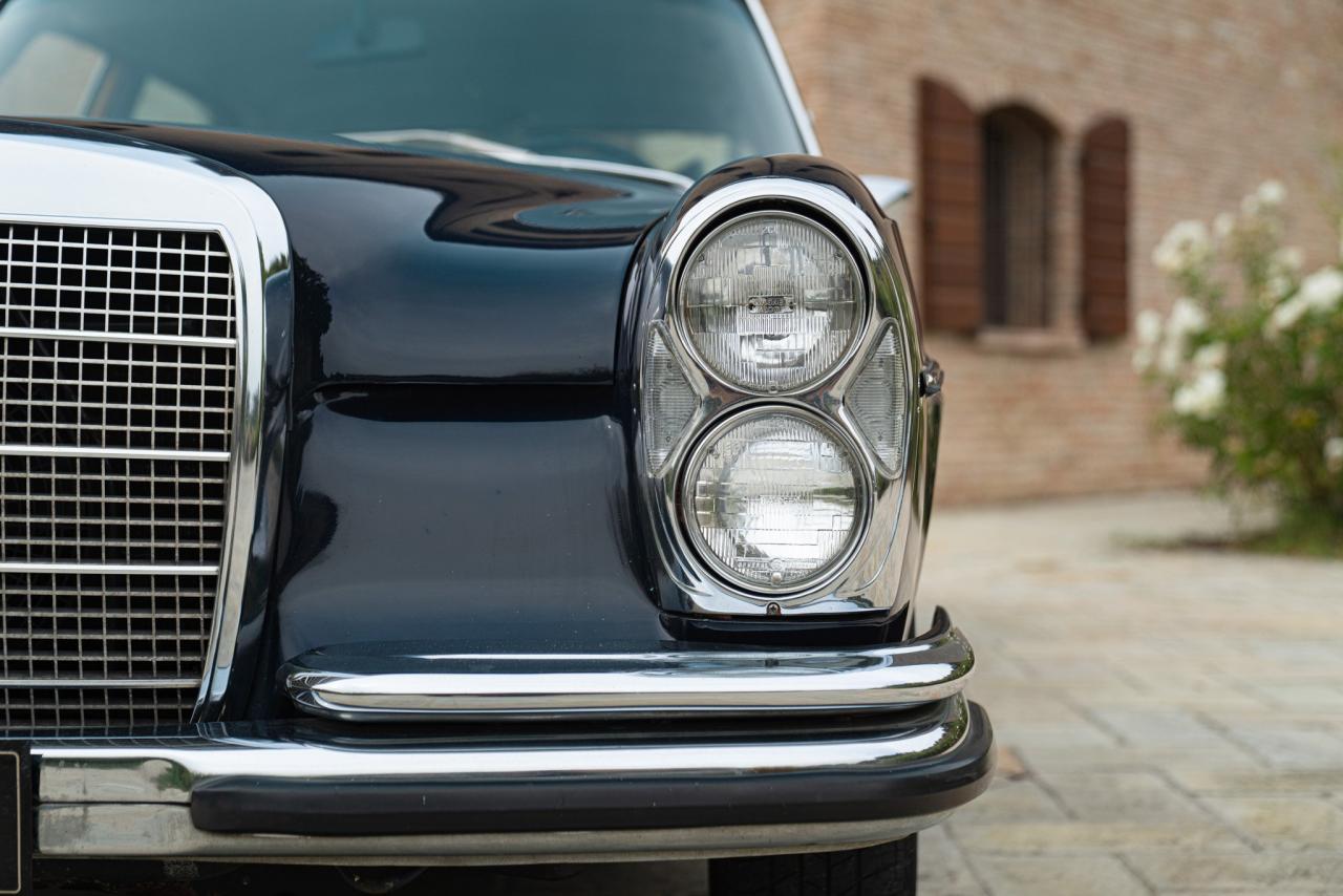 1973 Mercedes - Benz 300 SEL 3.5