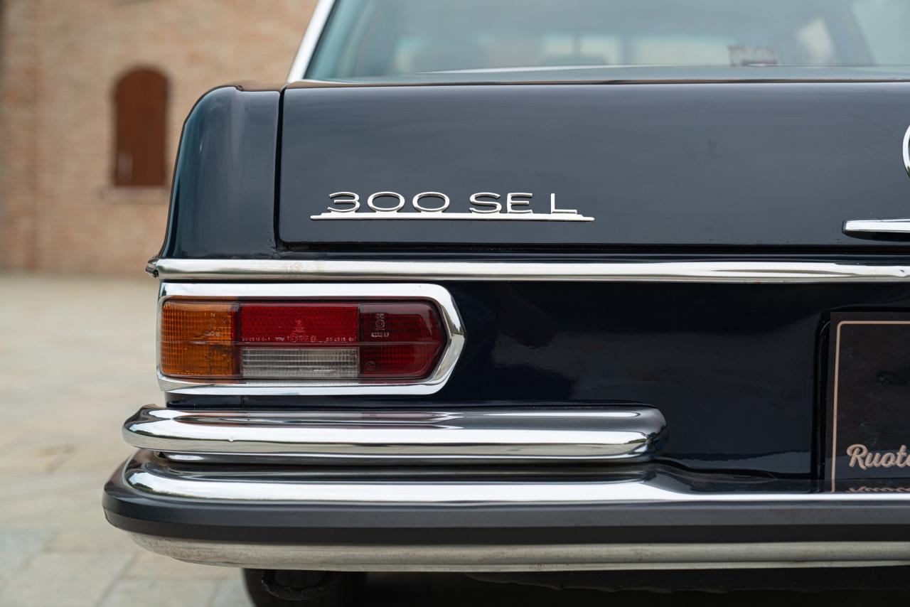 1973 Mercedes - Benz 300 SEL 3.5