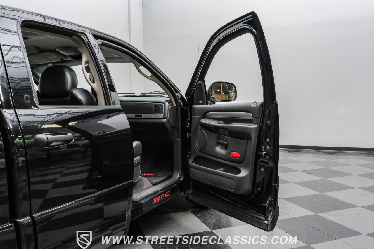 2005 Dodge Ram SRT-10 Quad Cab