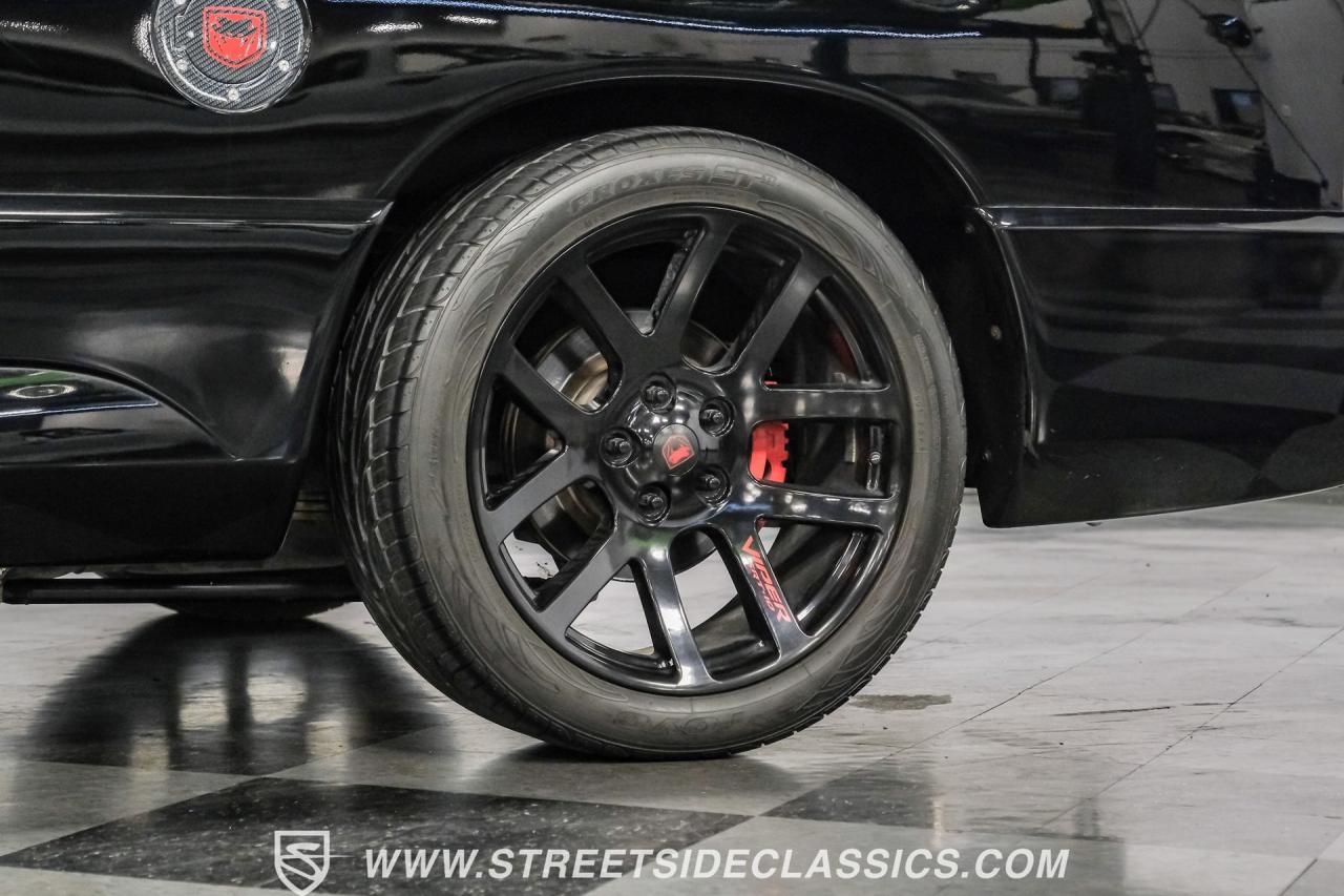 2005 Dodge Ram SRT-10 Quad Cab