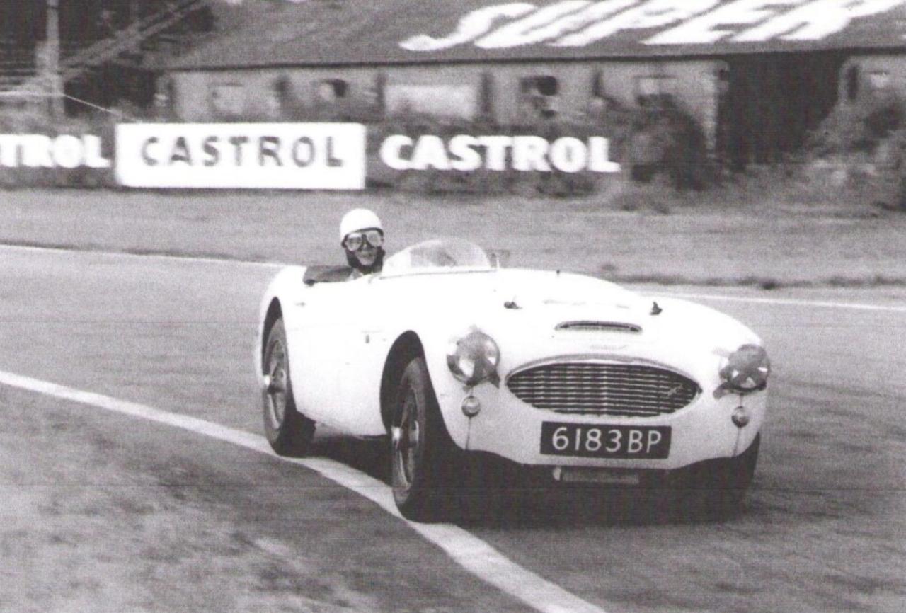 1958 Austin - Healey 100-6 M BN6