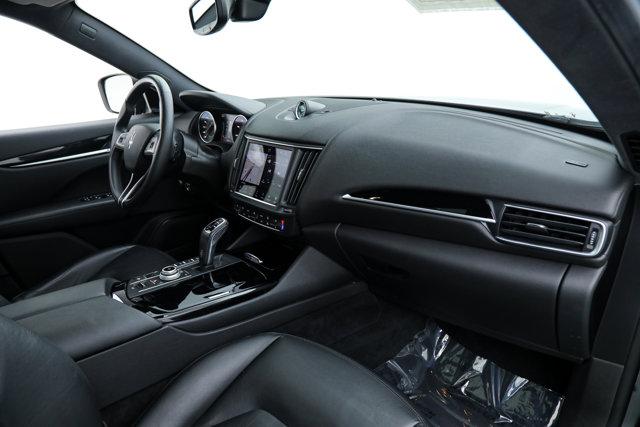 2022 Maserati Levante