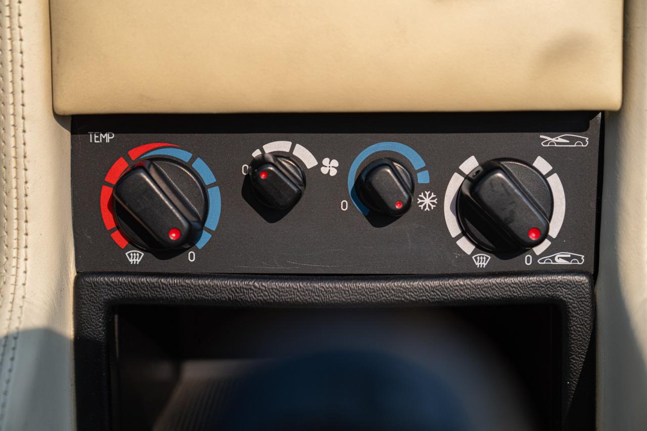 1993 Lotus ESPRIT TURBO SE