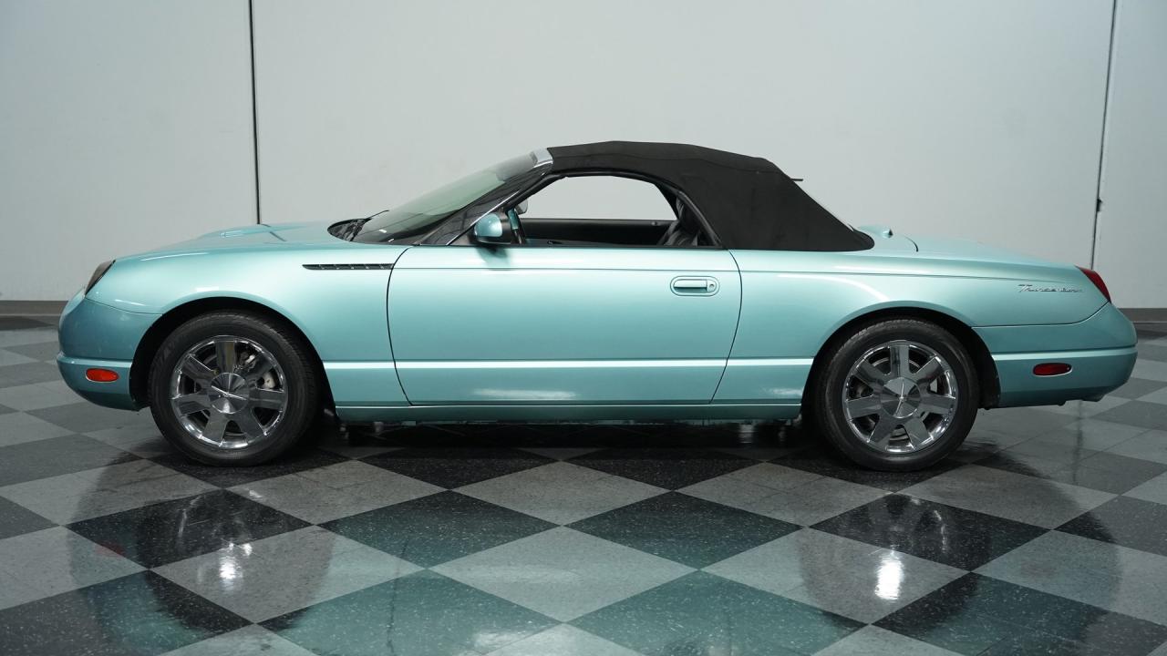 2002 Ford Thunderbird