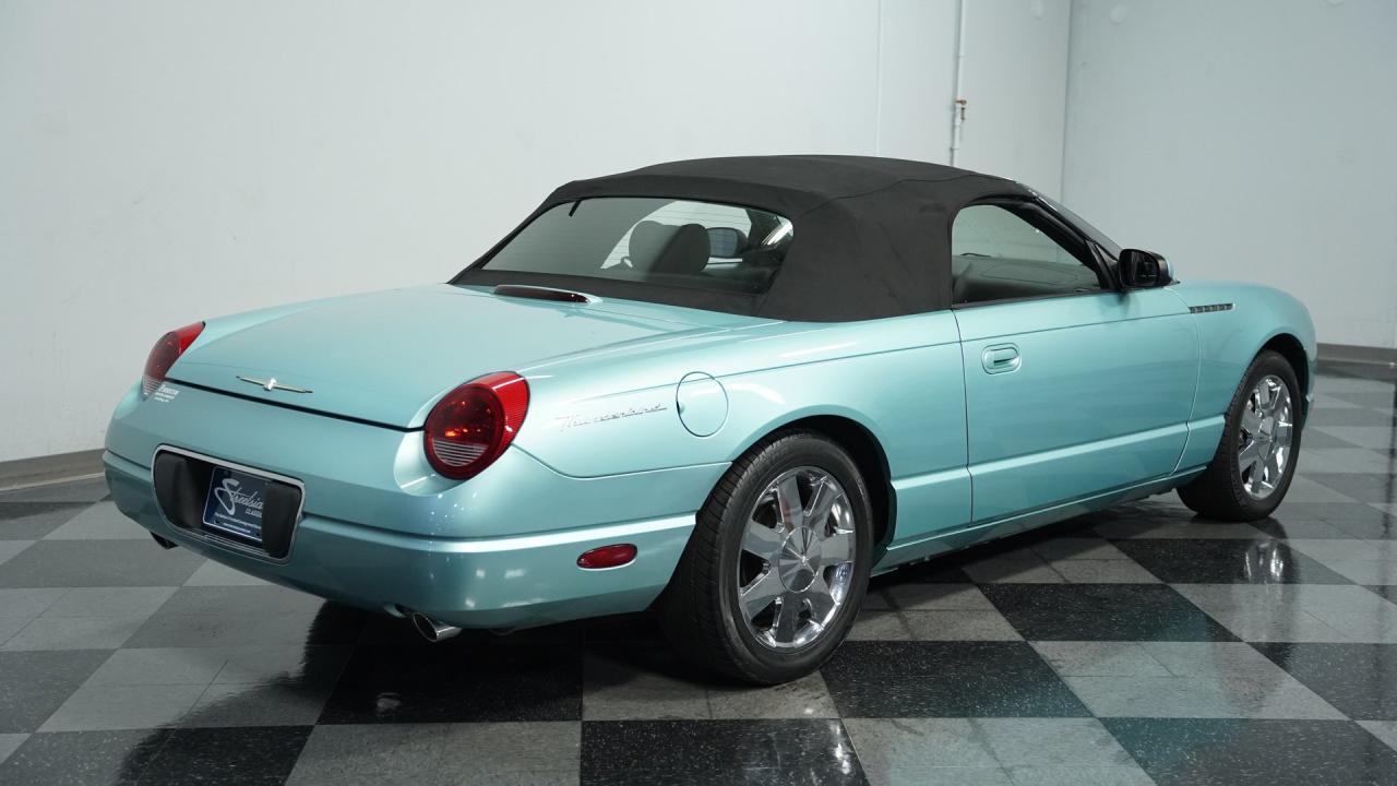 2002 Ford Thunderbird