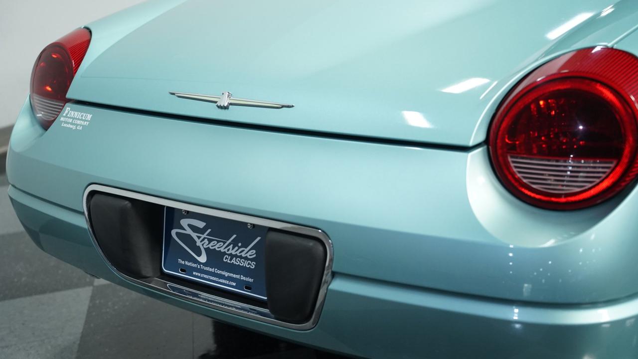 2002 Ford Thunderbird