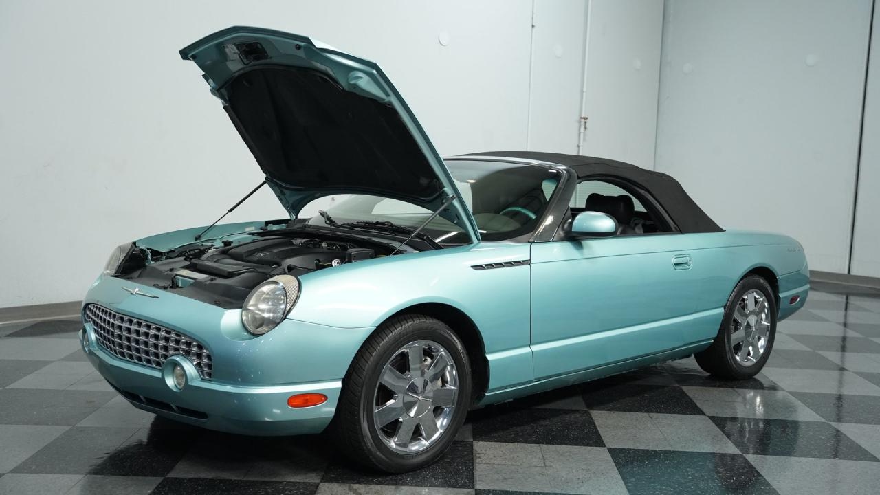 2002 Ford Thunderbird