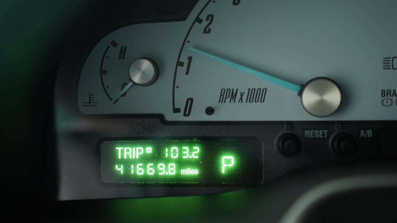 2002 Ford Thunderbird