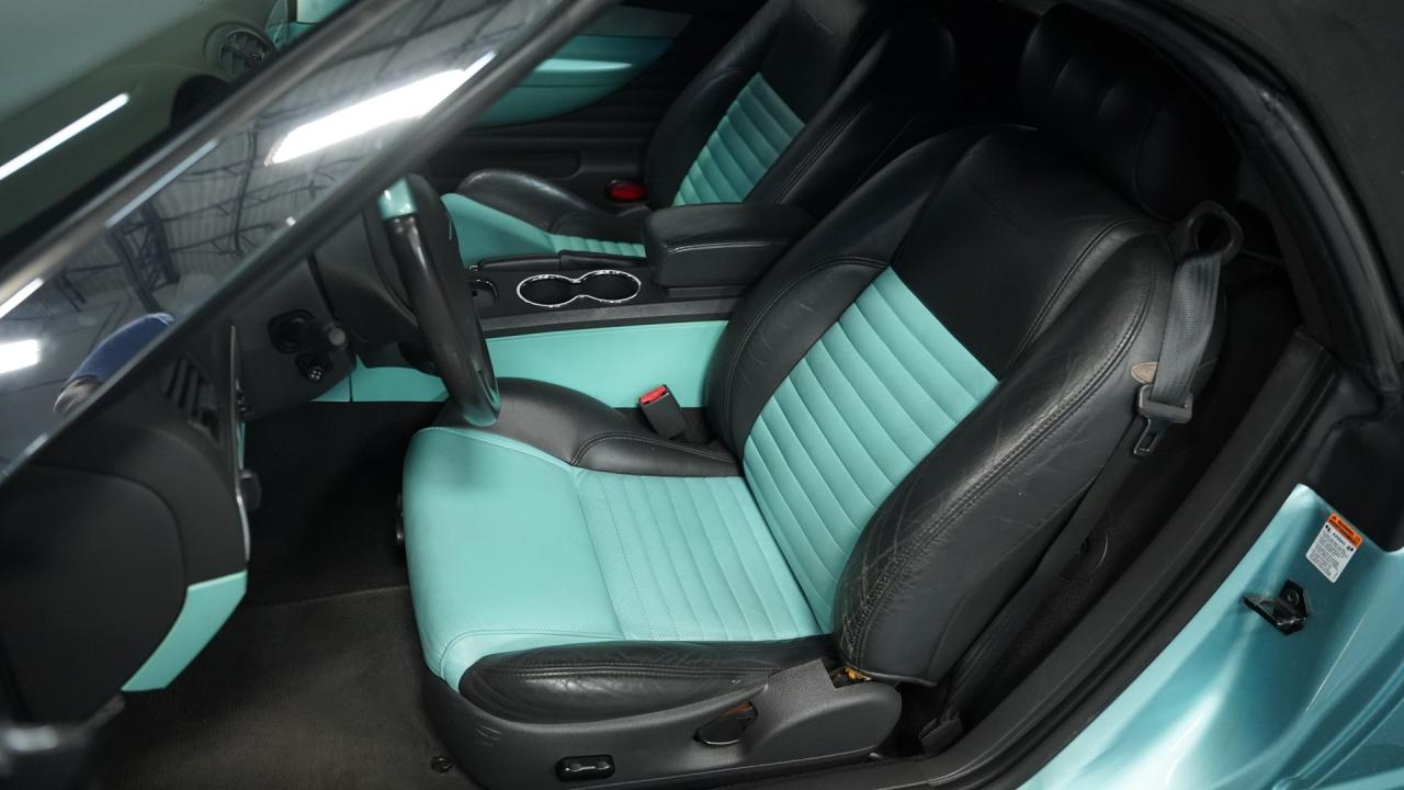 2002 Ford Thunderbird