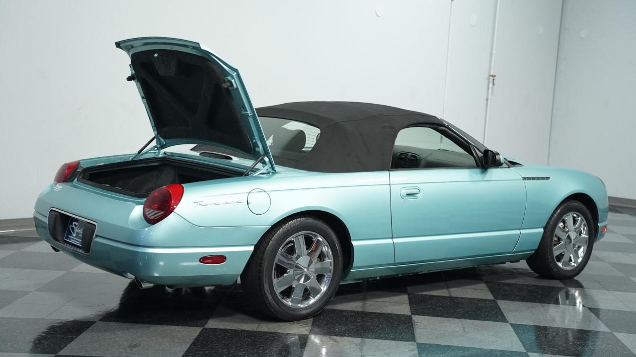 2002 Ford Thunderbird